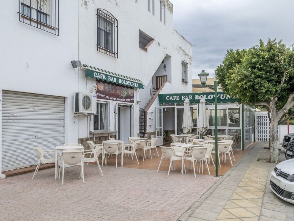Erhvervsejendom i Vera, Almeria - foto 1