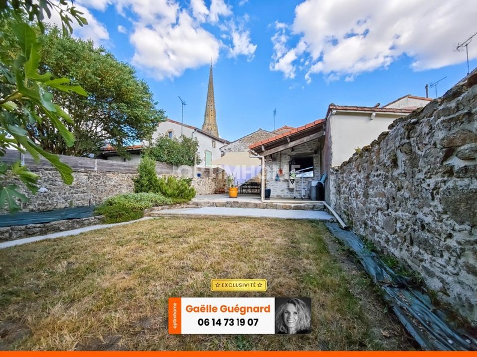 Villa i Saint-Laurent-Sur-Sevre, Vendee - foto 1