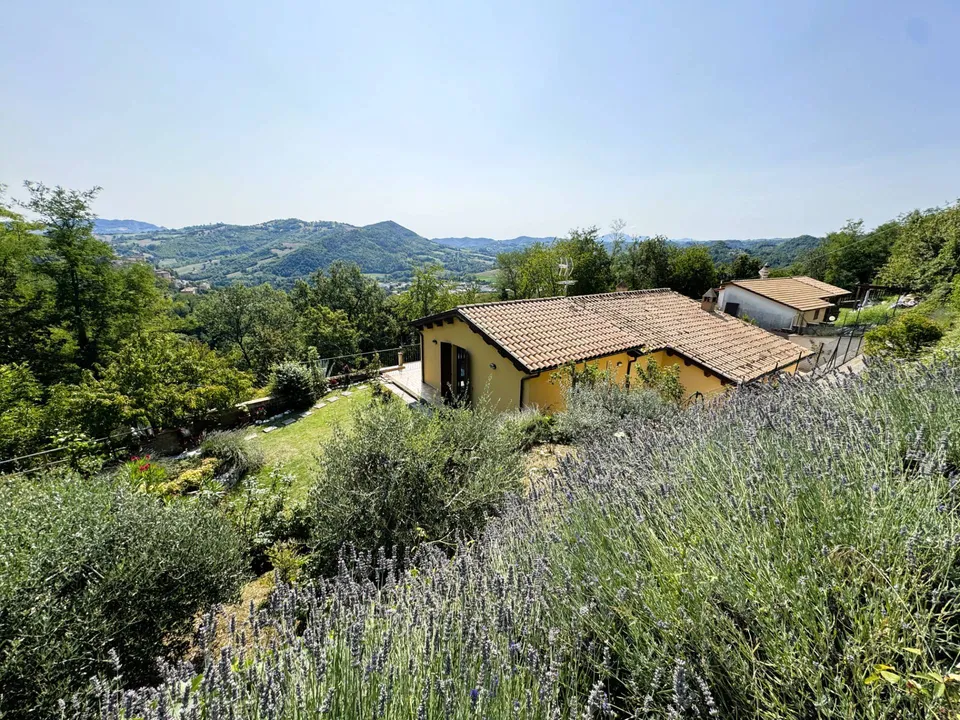 Villa i Amandola, Fermo - foto 1