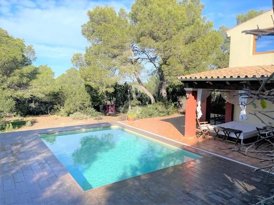 Villa i Cala Tarida, Ibiza - foto 2