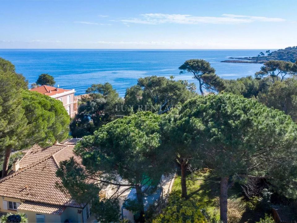 Villa i Antibes, Alpes-Maritimes - foto 1