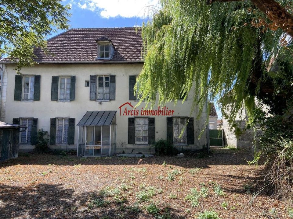 Villa i Arcis-sur-Aube, Aube - foto 1