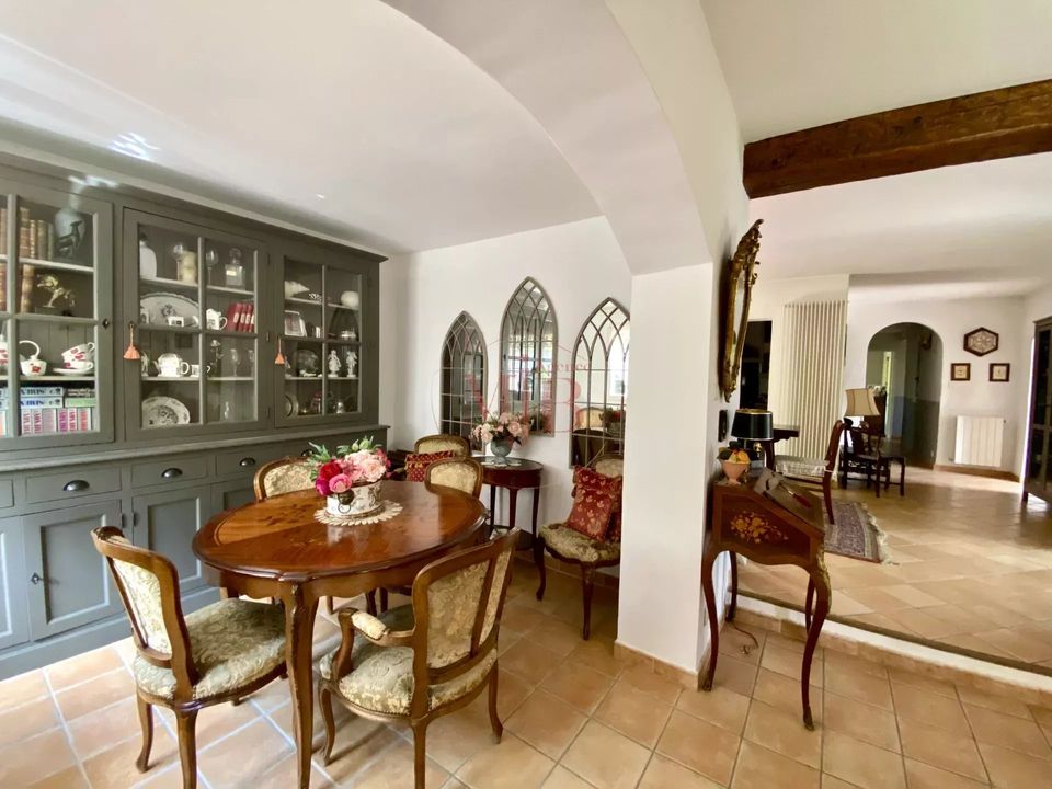 Villa - Velaux, Bouches-du-Rhone - photo 5