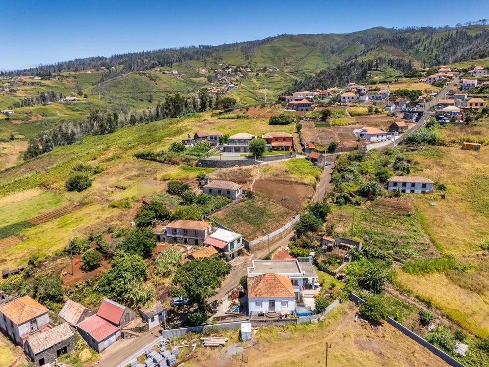 Helårsgrund i Calheta, Madeira - foto 1