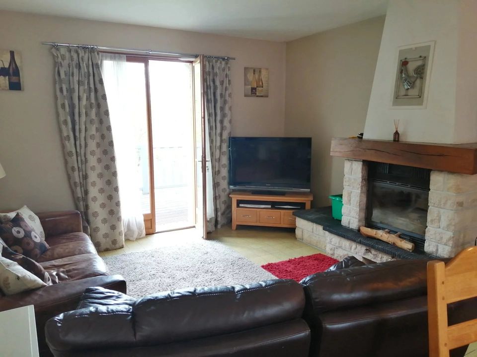 Casa de pueblo en Pressac, Vienne - foto 4