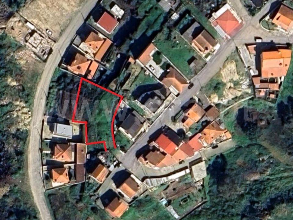 Helårsgrund i Paredes, Porto - foto 1