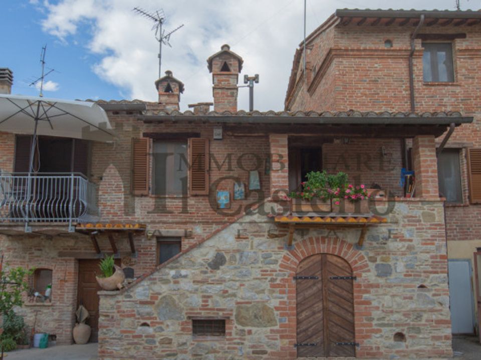 Rækkehus i Castiglione del Lago, Perugia - foto 1
