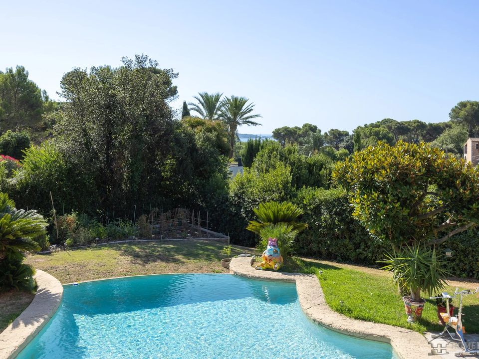 Villa i Antibes, Alpes-Maritimes - foto 1