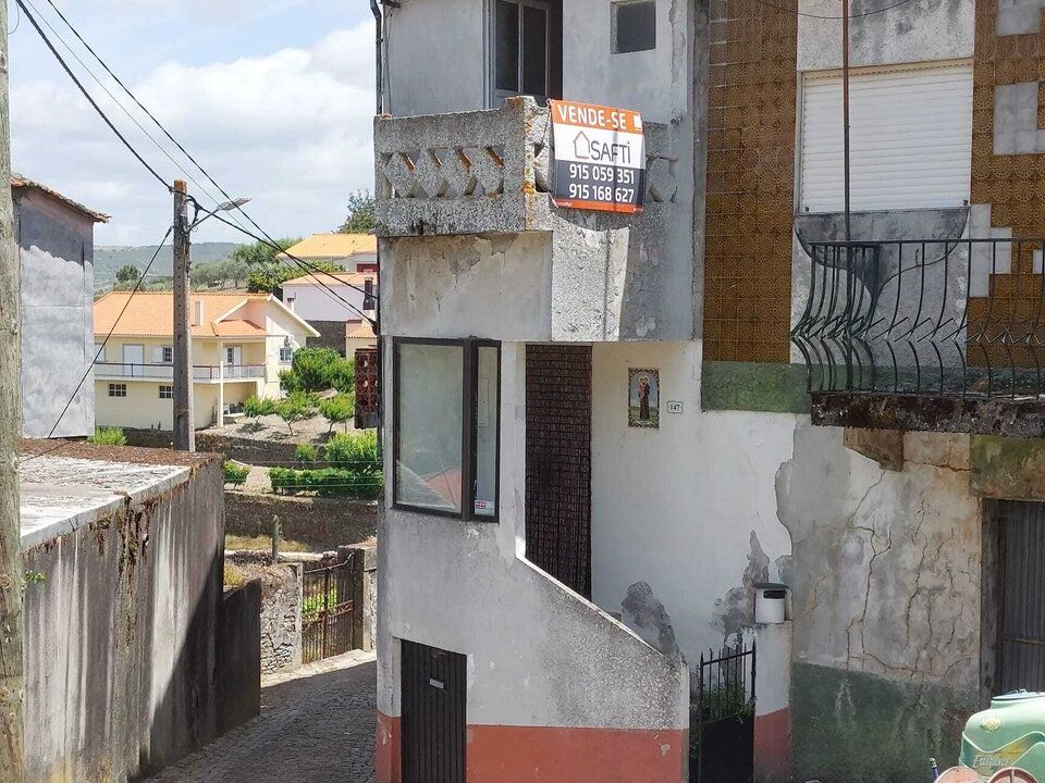 Villa in Castanheiro do Sul, Viseu - foto 1