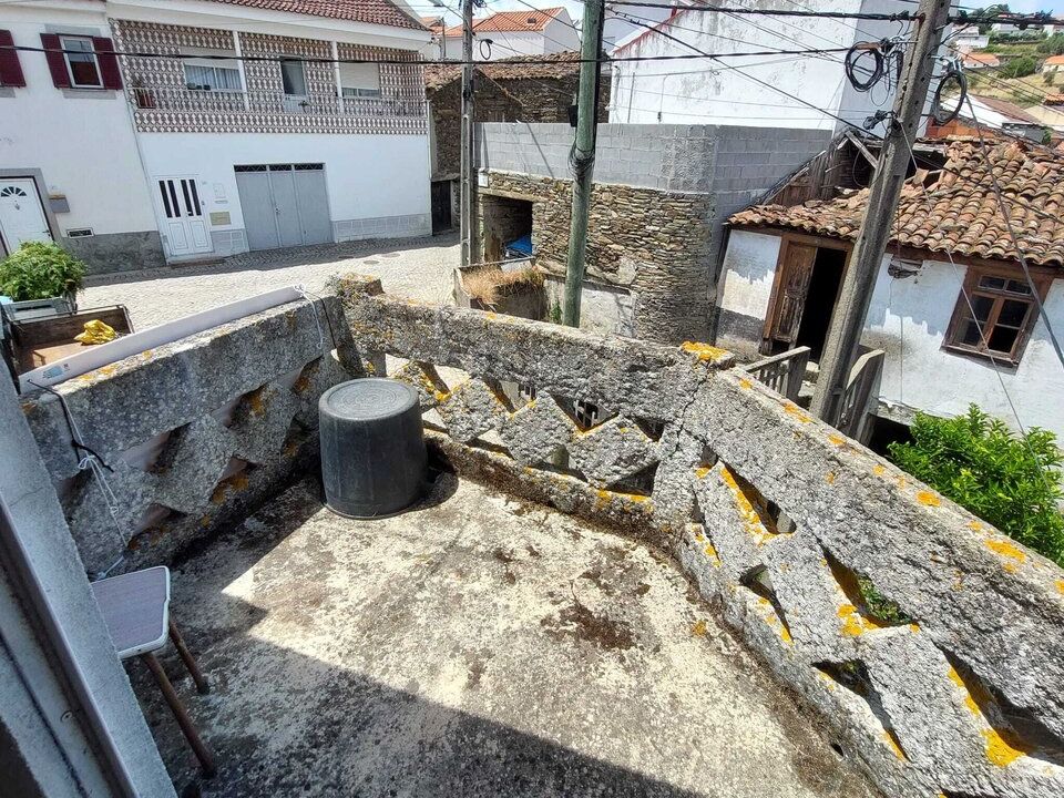 Villa in Castanheiro do Sul, Viseu - foto 2