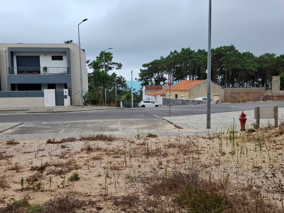 Helårsgrund i Nazare, Leiria - foto 3