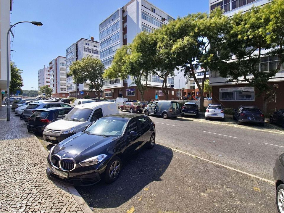 Lejlighed i Barcarena, Lisbon - foto 2