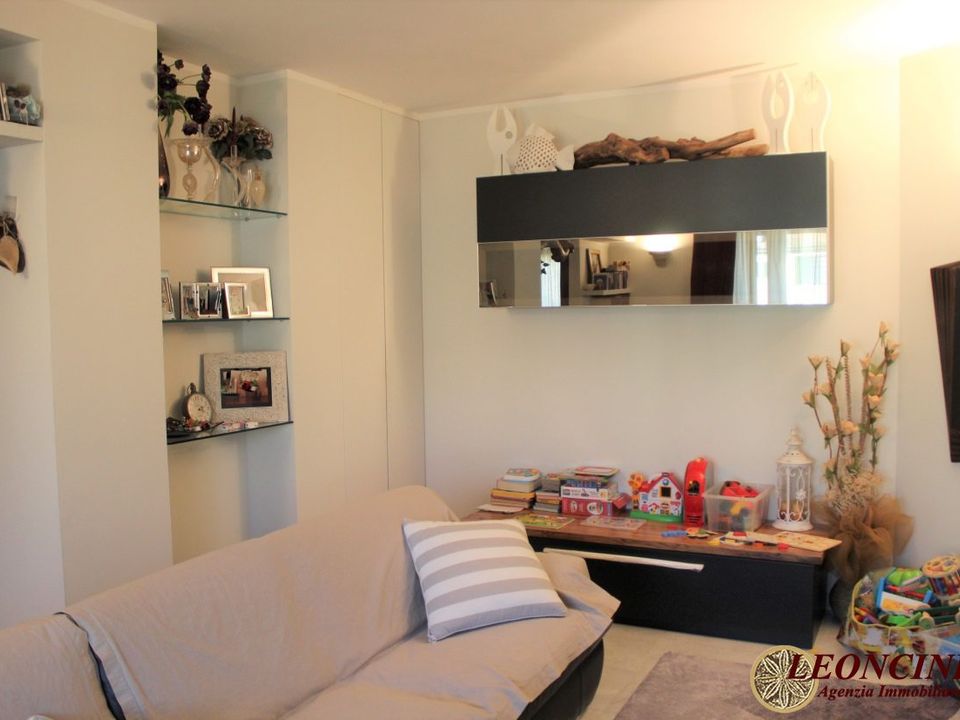 Lejlighed i Villafranca in Lunigiana, Massa and Carrara - foto 4