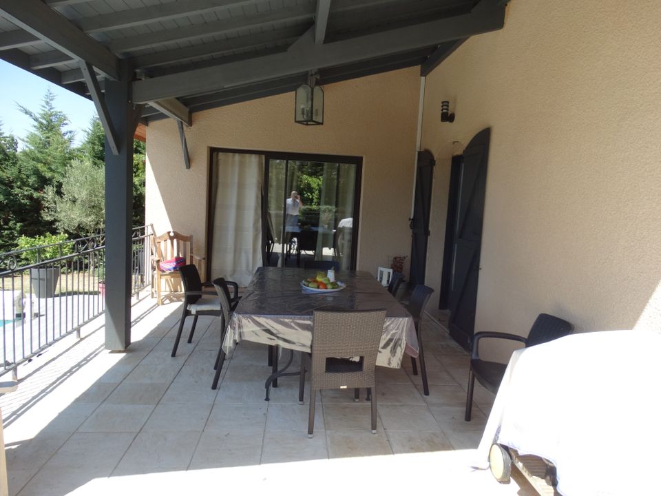 Casa de pueblo en Grigny, Rhone - foto 5