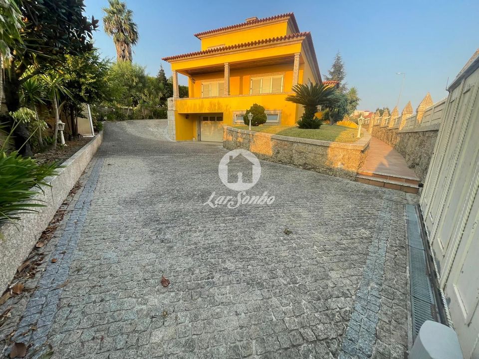 Villa i Vila Nova de Famalicao, Braga - foto 1
