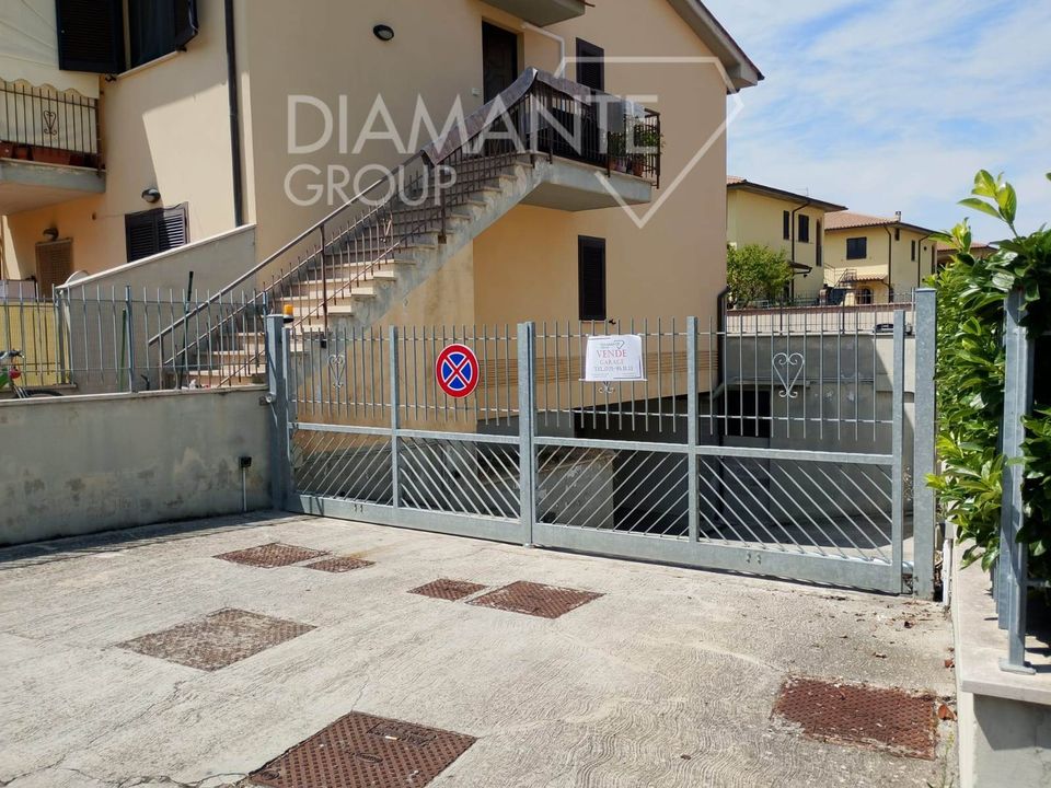 Garage i Castiglione del Lago, Perugia - foto 4