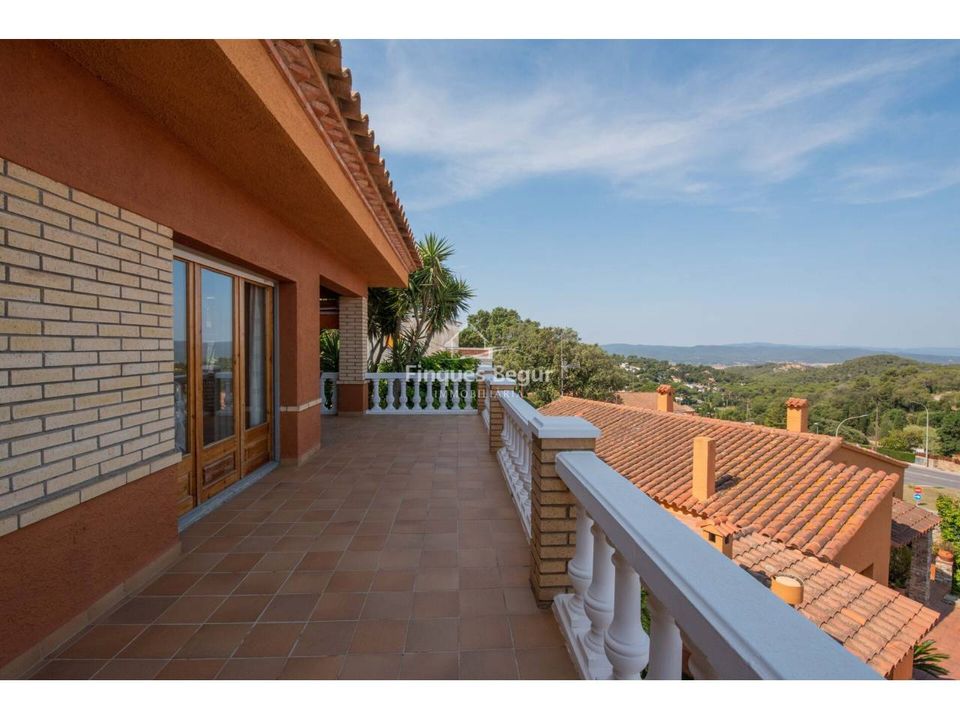 Villa i Begur, Gerona - foto 1