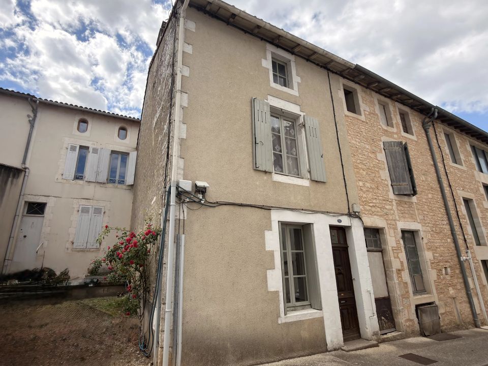 Villa i Ruffec, Charente - foto 1