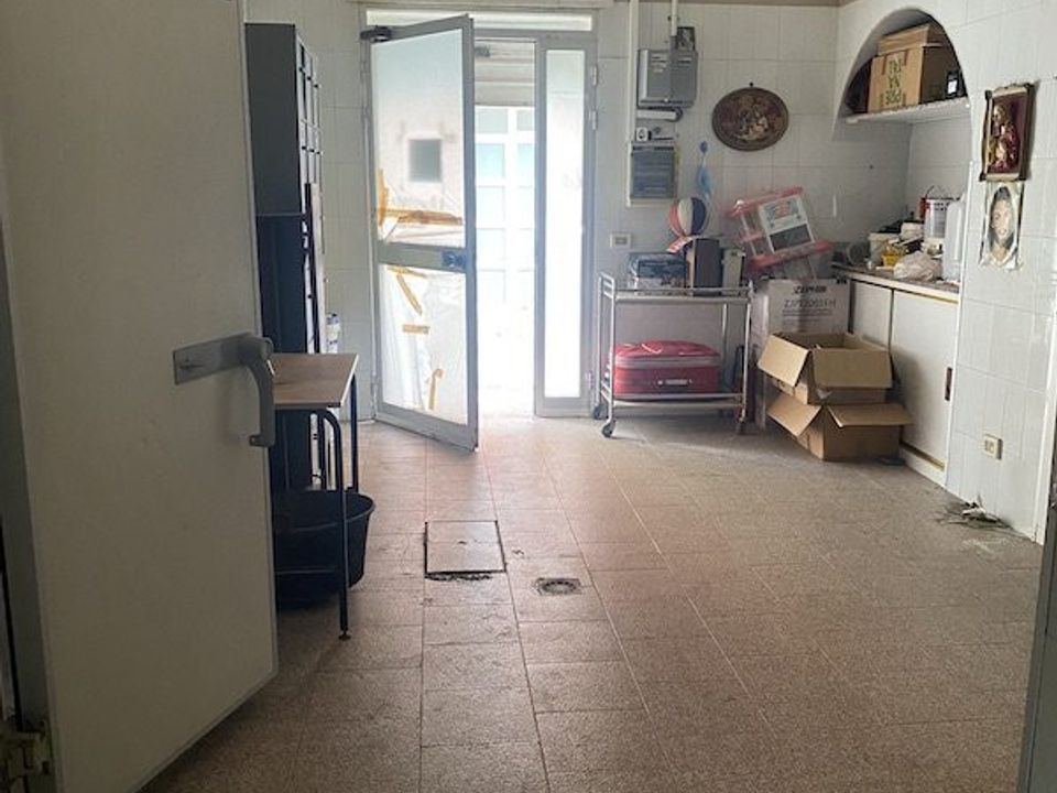 Erhvervsejendom i Ragusa, Ragusa - foto 1