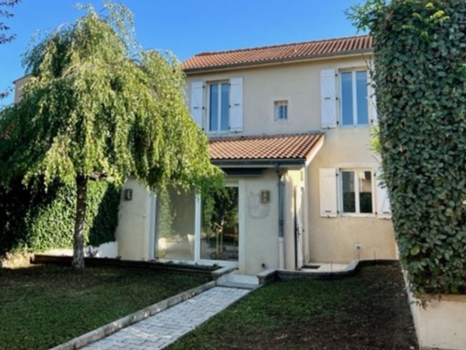 Villa i Bourg-de-Péage, Drome - foto 1