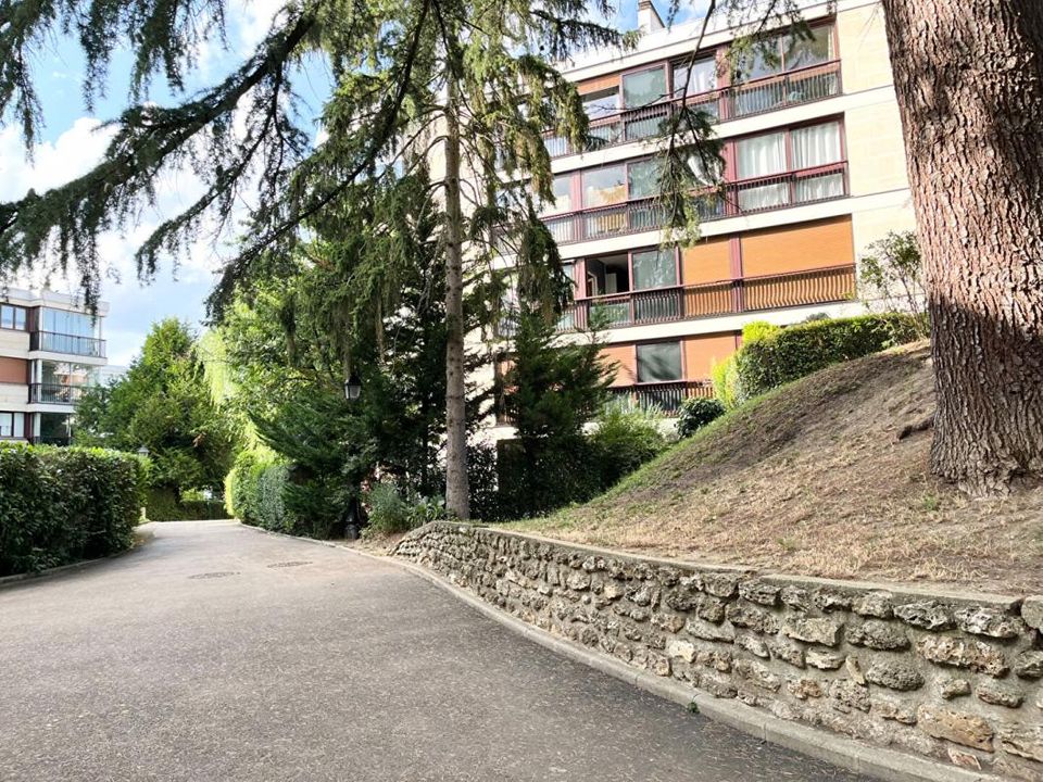 Lejlighed i Fontenay-le-Fleury, Yvelines - foto 1
