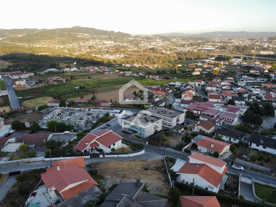 Helårsgrund i Vila Nova de Famalicao, Braga - foto 2