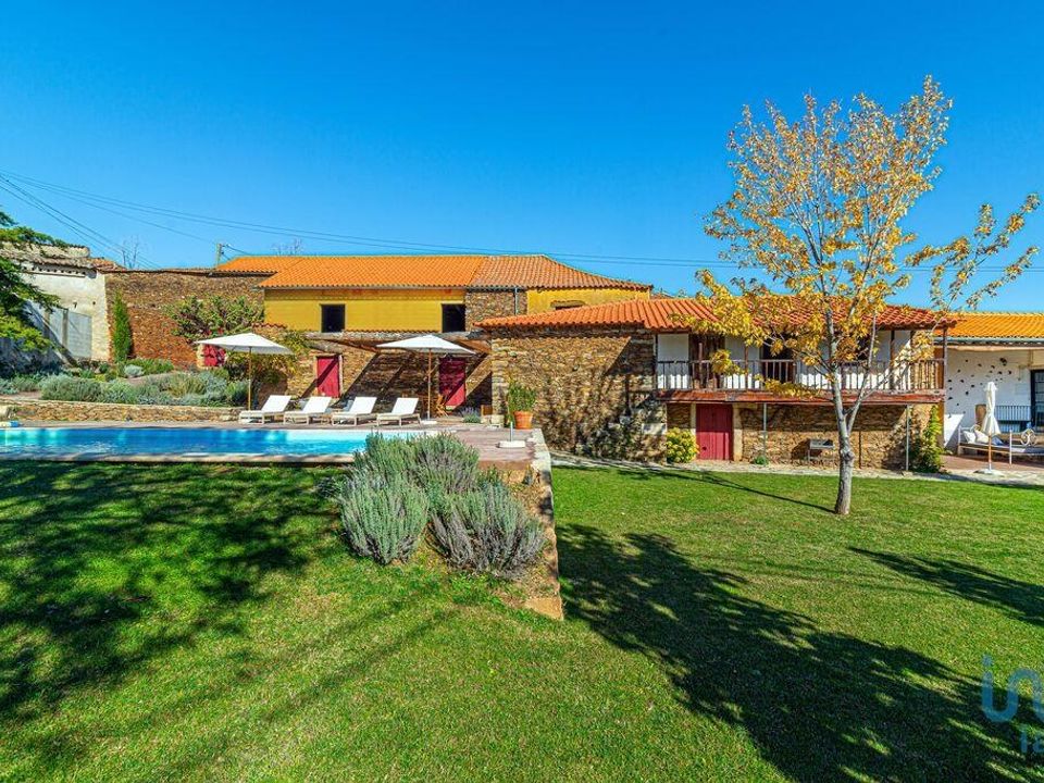 Byhus i Mirandela, Braganca - foto 1