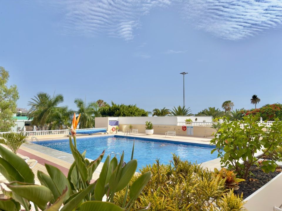 Lejlighed i Playa De Los Cristianos, Tenerife - foto 1