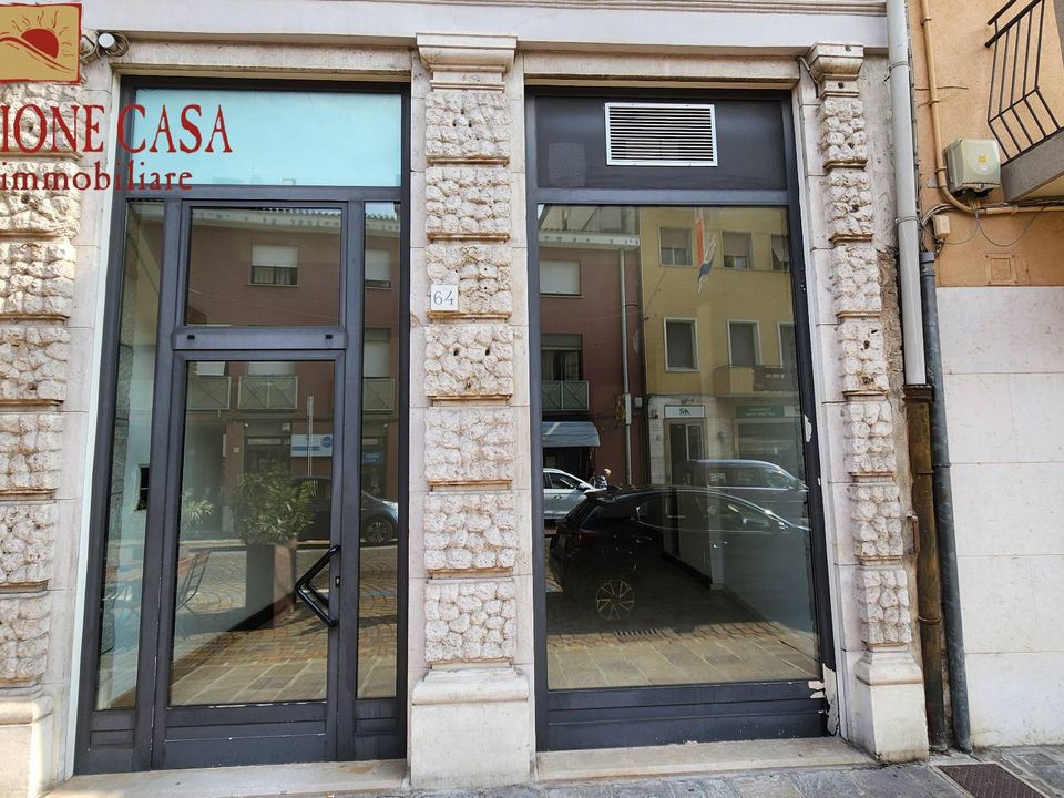 Erhvervsejendom i Monfalcone, Gorizia - foto 2