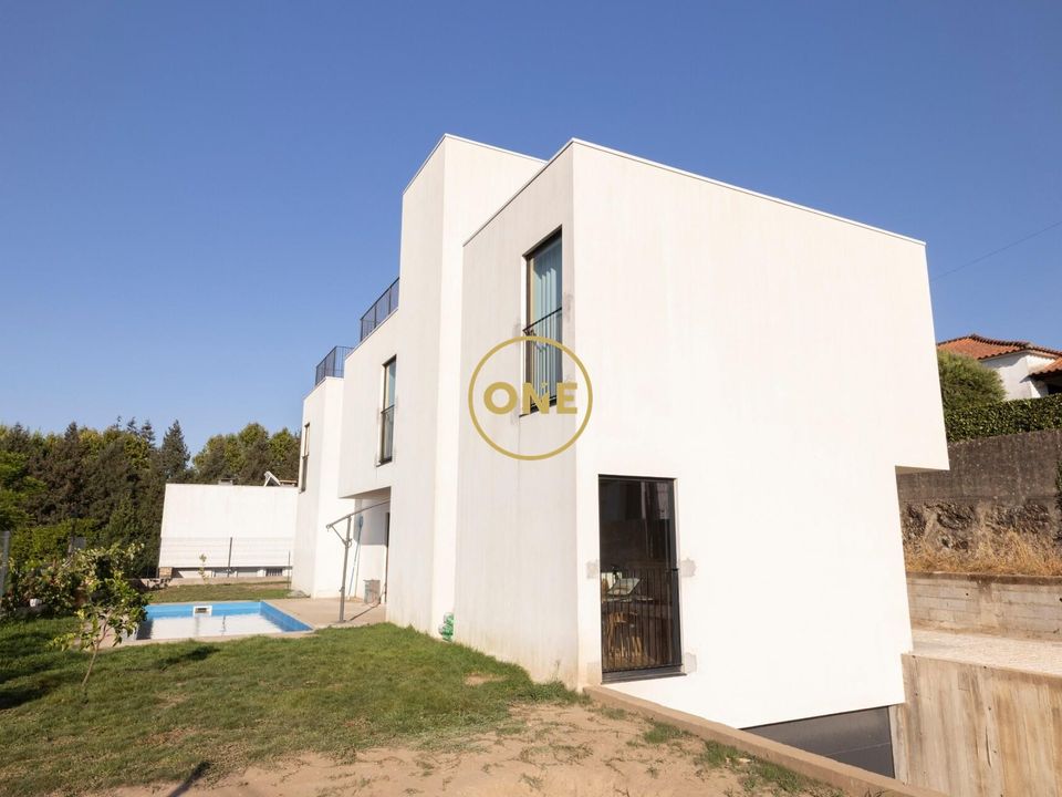 Byhus i Vila Nova de Famalicao, Braga - foto 1