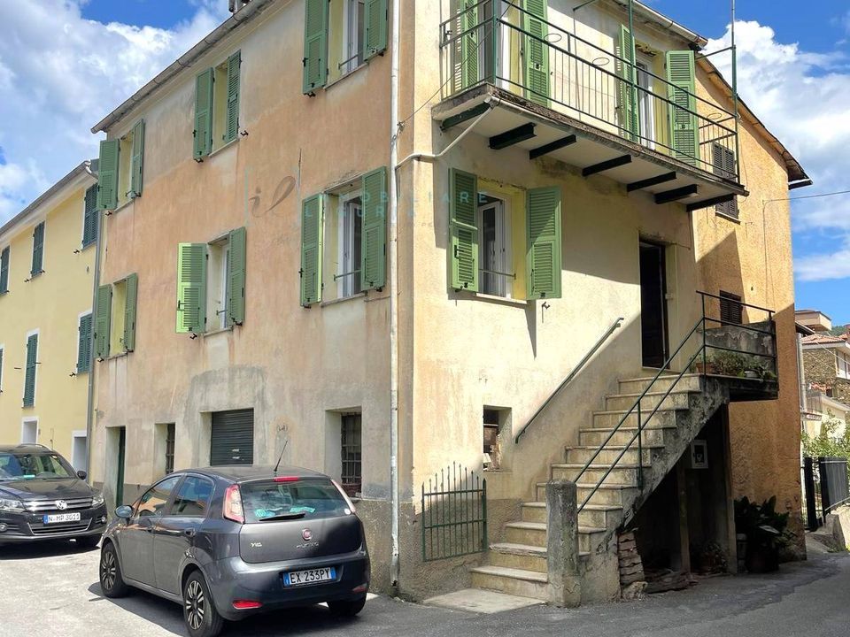Landejendom i Borghetto D'Arroscia, Imperia - foto 1