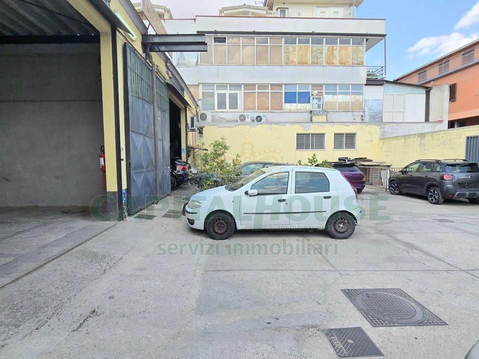 Local commercial - Casapulla, Caserta - photo 2