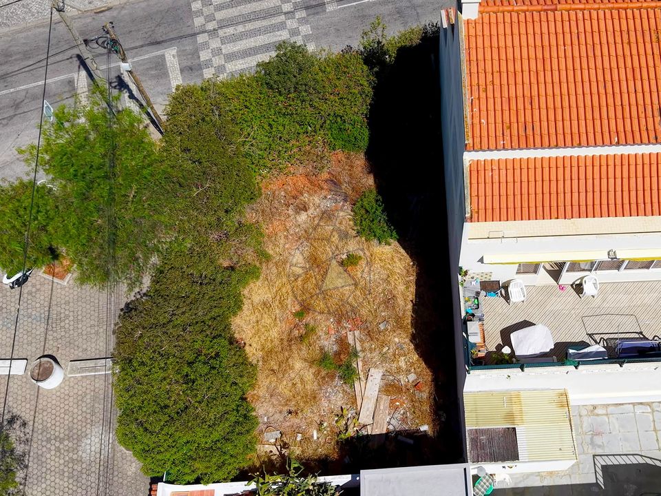 Helårsgrund i Estombar, Faro - foto 4
