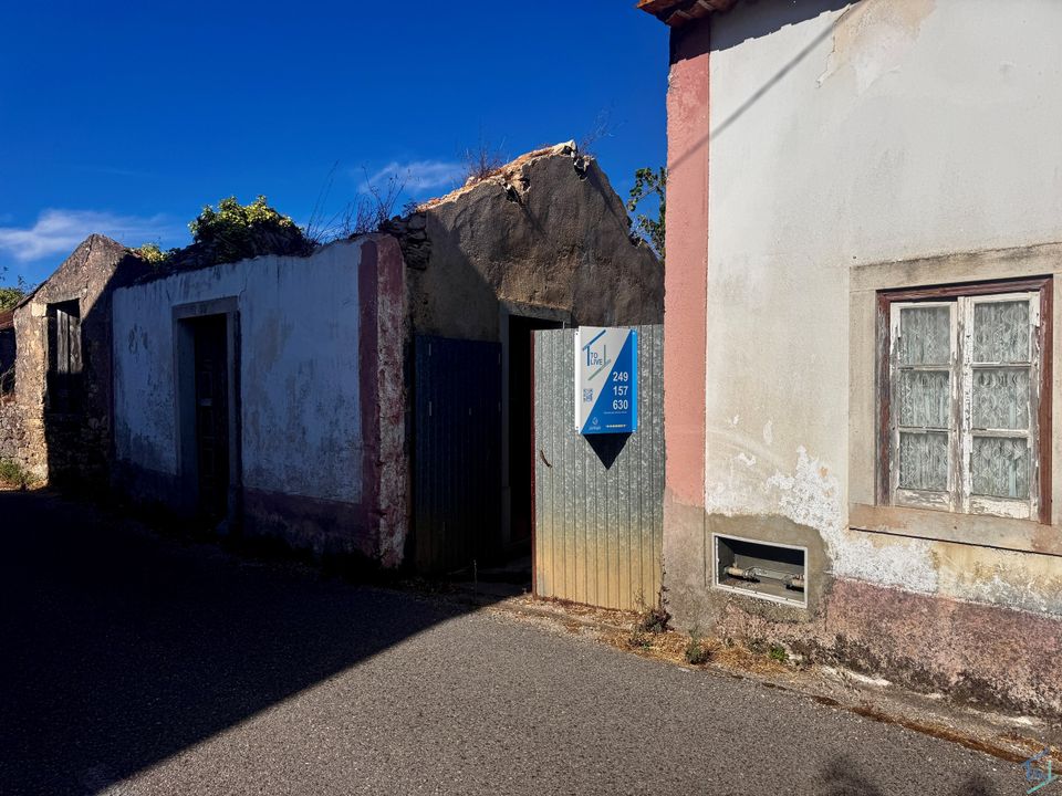 Ruinere i Ferreira do Zezere, Santarem - foto 3