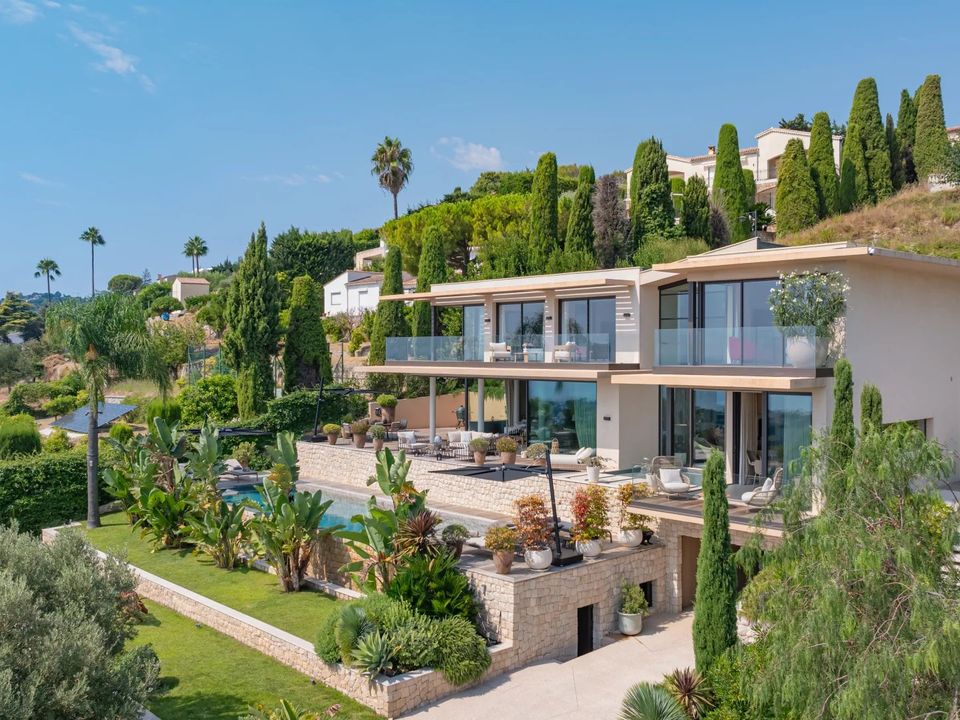 Villa i Vallauris, Alpes-Maritimes - foto 1