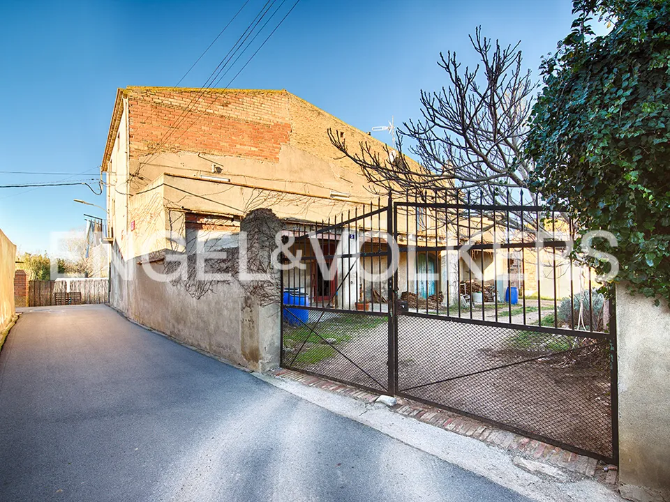 Landsbyhus i Vilanova De La Muga, Gerona - foto 1