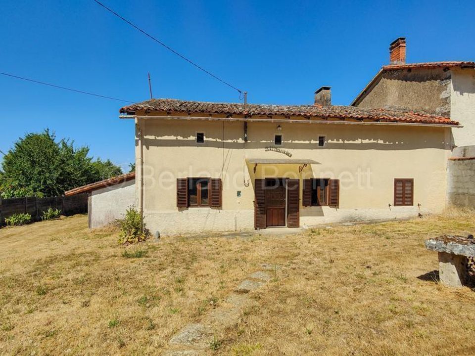 Landejendom i Sauze-Vaussais, Deux-Sevres - foto 1