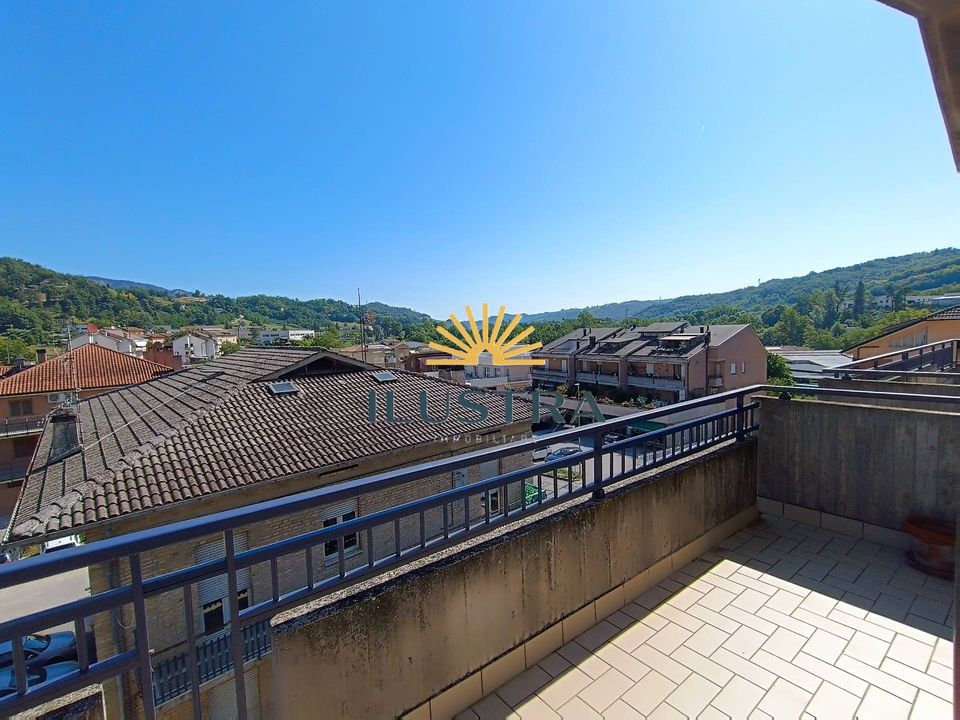 Lejlighed i Comunanza, Ascoli Piceno - foto 1