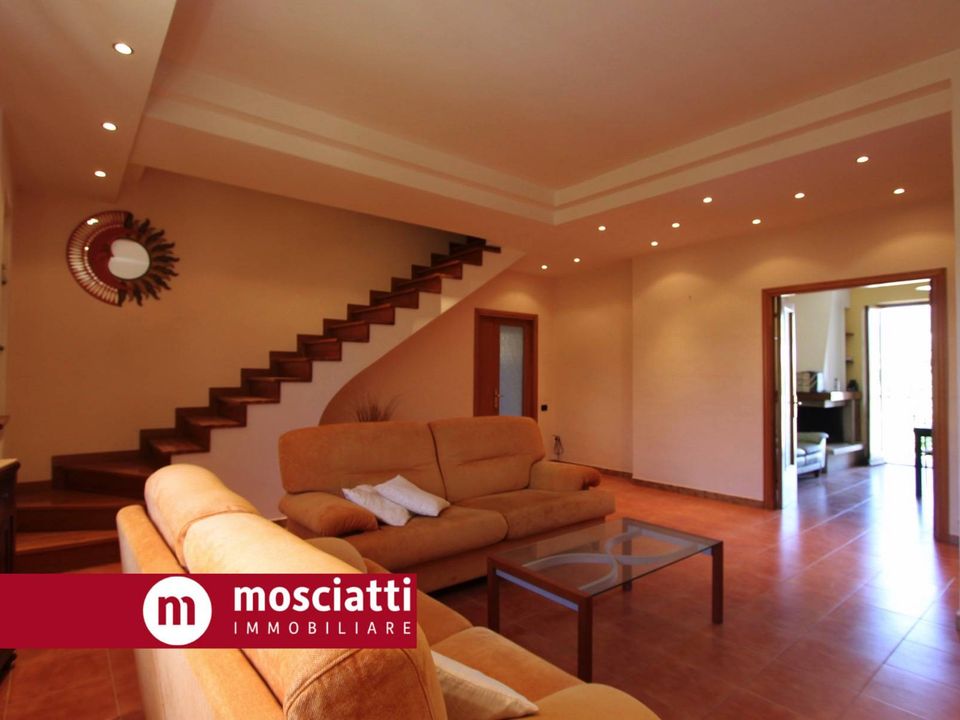 Lejlighed i Castelraimondo, Macerata - foto 4