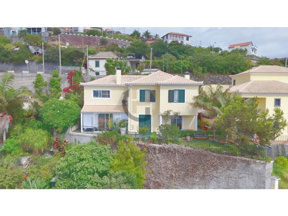 Villa i Ribeira Brava, Madeira - foto 1