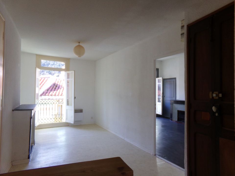 Lejlighed i Amelie-les-Bains-Palalda, Pyrenees-Orientales - foto 1