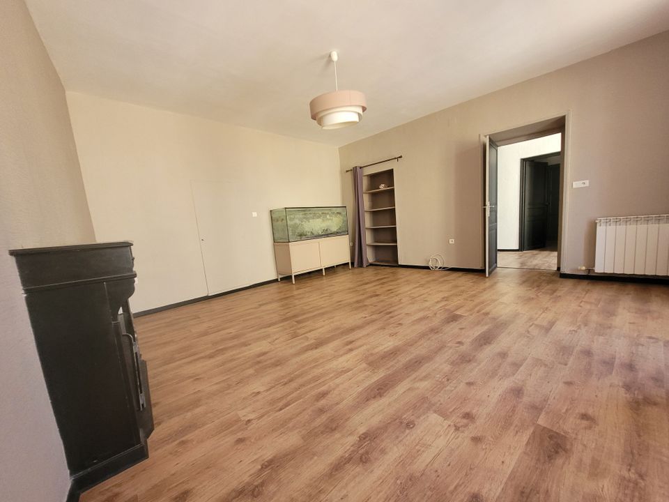 Villa i Arles-sur-Tech, Pyrenees-Orientales - foto 1