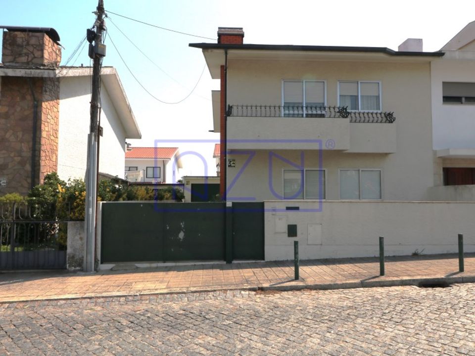 Villa i Santiago de Custoias, Porto - foto 1