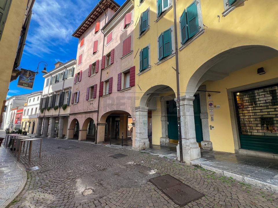 Erhvervsejendom i Udine, Udine - foto 3