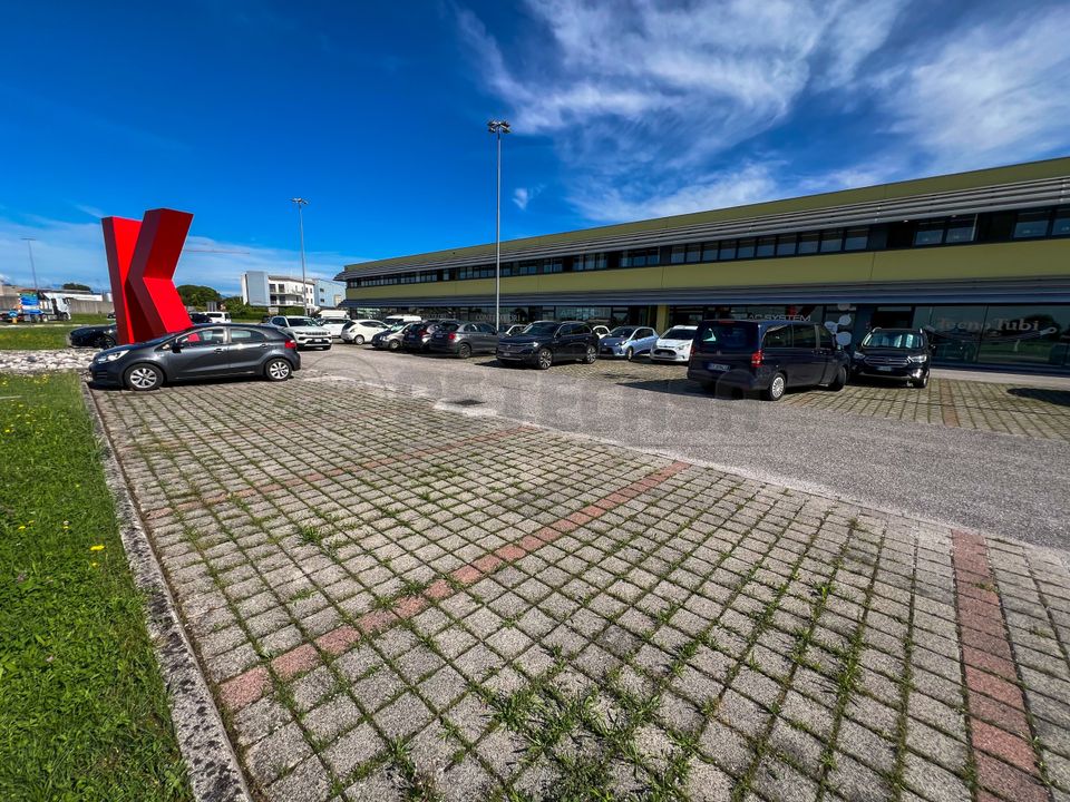 Immobile commerciale Tavagnacco, Udine - foto 1