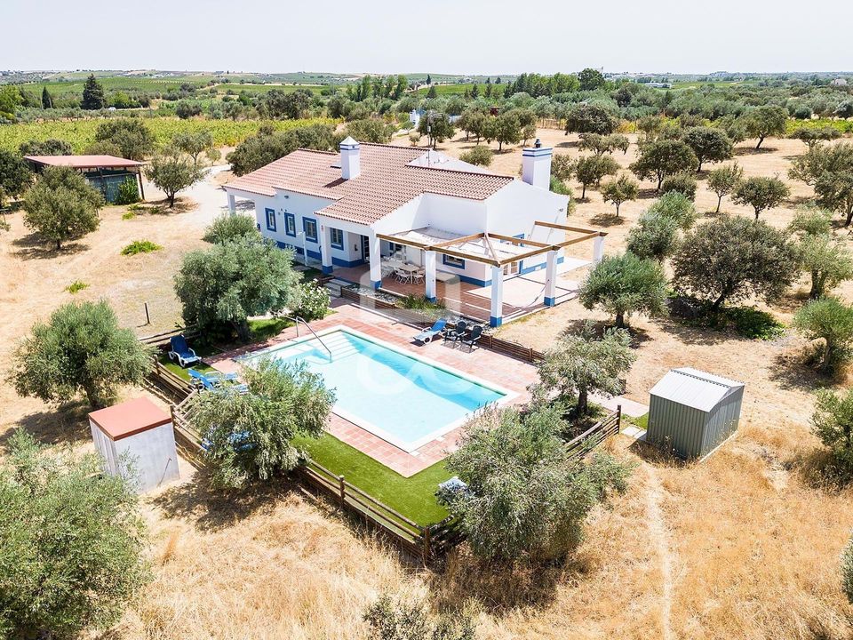 Farm hus i Reguengos de Monsaraz, Evora - foto 1
