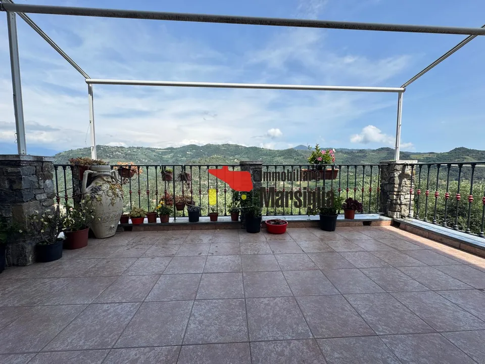 Villa i Dolceacqua, Imperia - foto 3
