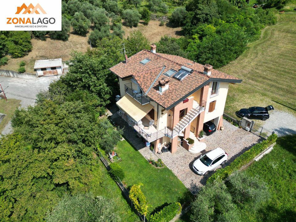 Villa i Sale Marasino, Brescia - foto 1