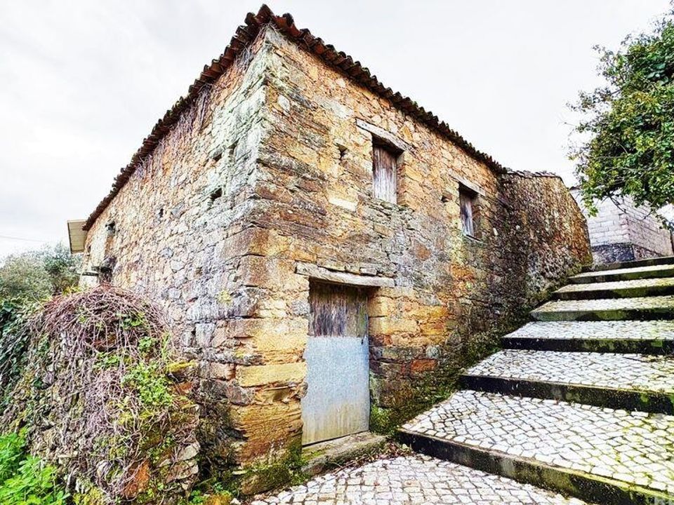 Byhus i Figueiro dos Vinhos, Leiria - foto 2