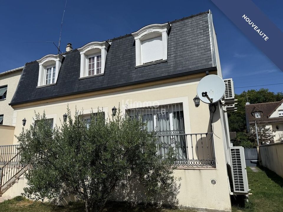 Villa i Tremblay-en-France, Seine-Saint-Denis - foto 1